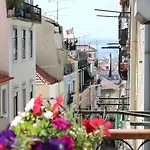 Sant'ana Mouraria 2br Διαμέρισμα Lisboa